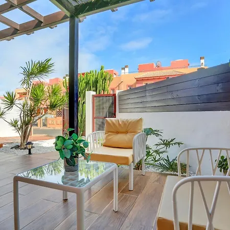 Valeria * كوراليهو